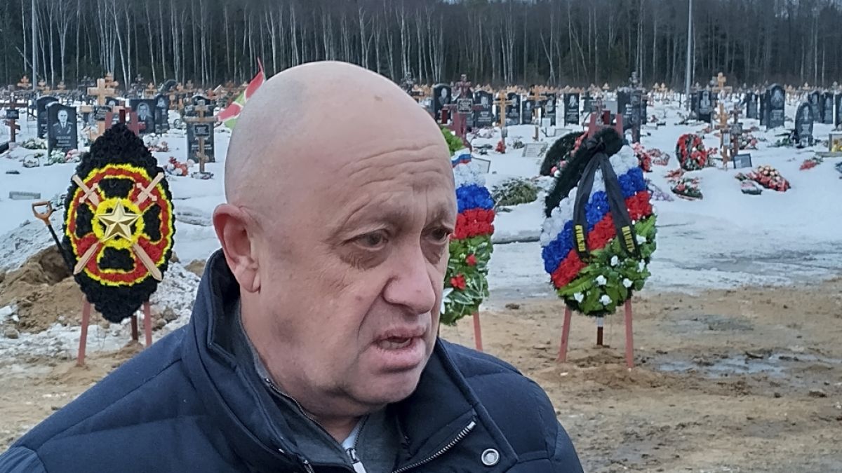Wagner-Chef Jewgeni Prigoschin hat Ex-Häftlinge, die im Ukraine-Krieg kämpften, mit bizarren Ratschlägen in die Freiheit entlassen. (Foto)