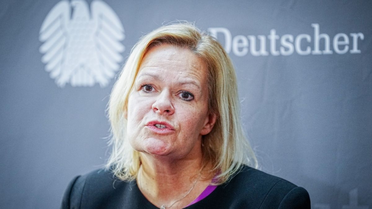Innenministerin Nancy Faeser (SPD) will ein schärferes Waffengesetz in Deutschland. (Foto)