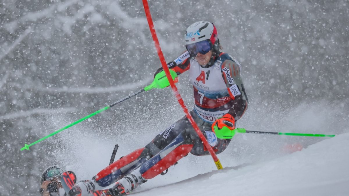 Die Ski-alpin-Herren sind in Kitzbühle in den Weltcup-Disziplinen Abfahrt und Slalom gefordert. (Foto)