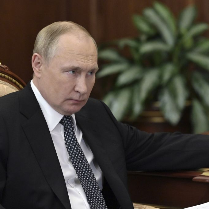 Putin entfesselt neue Horror-Waffe! Russland droht mit Atom-Vorschlaghammer