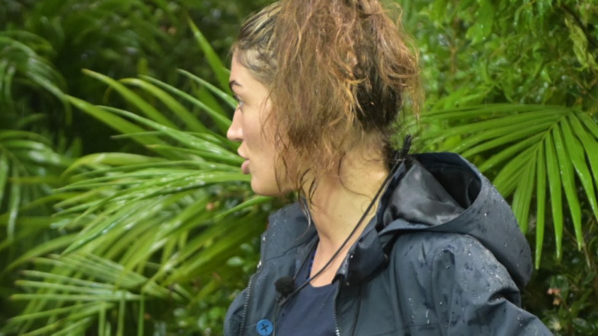 Tessa Bergmeier erfreut sich keiner großen Beliebtheit im Dschungelcamp 2023. (Foto)