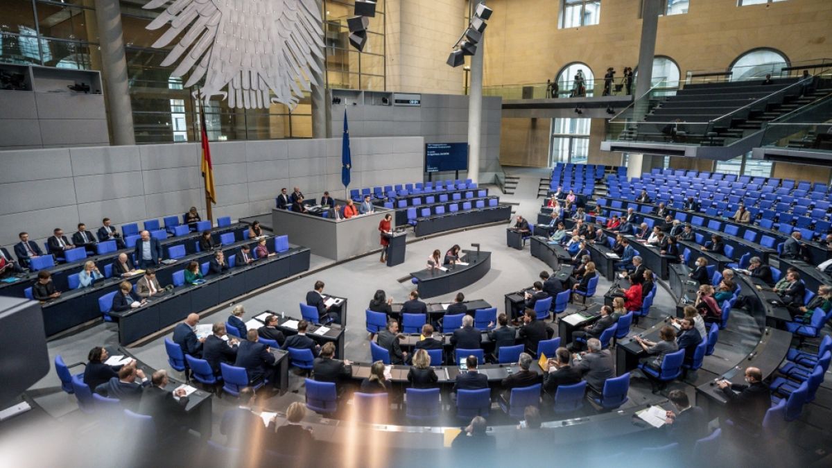 Der Deutsche Bundestag soll sich wieder verkleinern. (Foto)