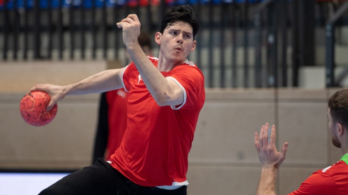 Was macht Handball-Nationalspieler Simon Ernst privat? (Foto)