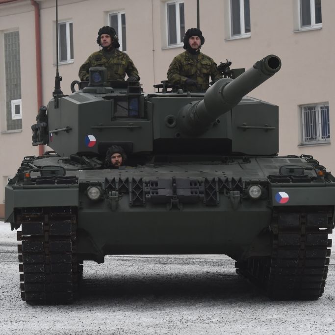 So viele Leopard-2-Panzer lässt Deutschland in die Ukraine rollen