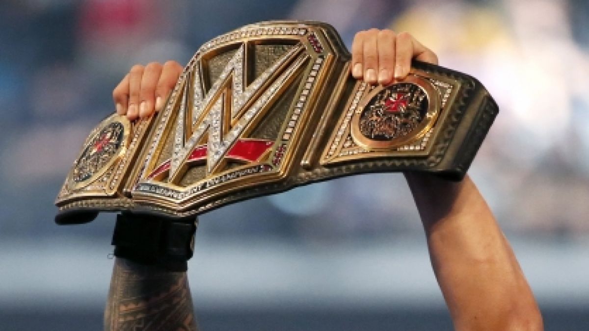 Welche WWE-Championships werden bei Elimination Chamber 2023 auf dem Spiel stehen? (Foto)