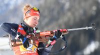 Janina Hettich-Walz hat die Norm für die Biathlon-WM 2023 in Oberhof geschafft. Auch privat läuft es für die Athletin: 2022 heiratete sie Freund Kai.