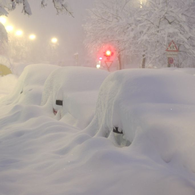 Winter-Bombe kracht auf Alpen! Meteorologen warnen vor Schnee-Katastrophe