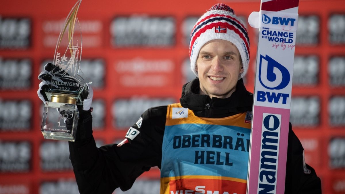 Norwegens Skisprung-Star Halvor Egner Granerud gewann 2023 zum ersten Mal in seiner Karriere die Vierschanzentournee. (Foto)
