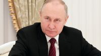 Zum Abschied winkte Wladimir Putin während einer Rede in die Kamera.