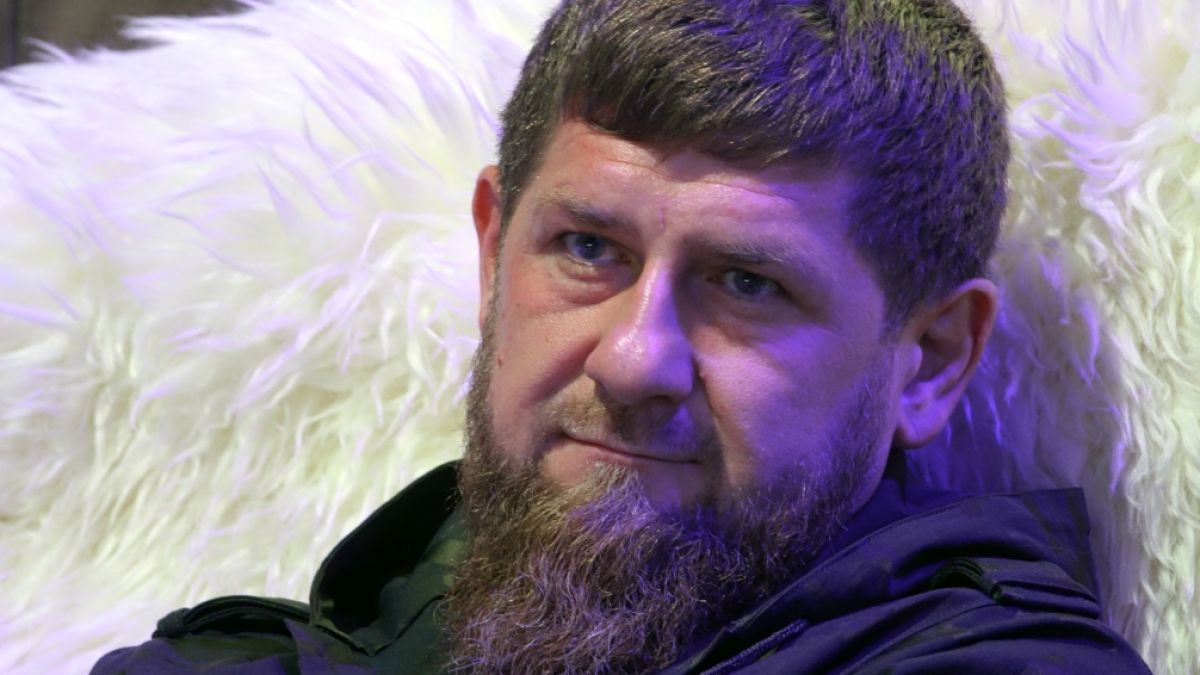 Ramsan Kadyrow will, dass sich Ukraine-Präsident Selenskyj selbst tötet. (Foto)