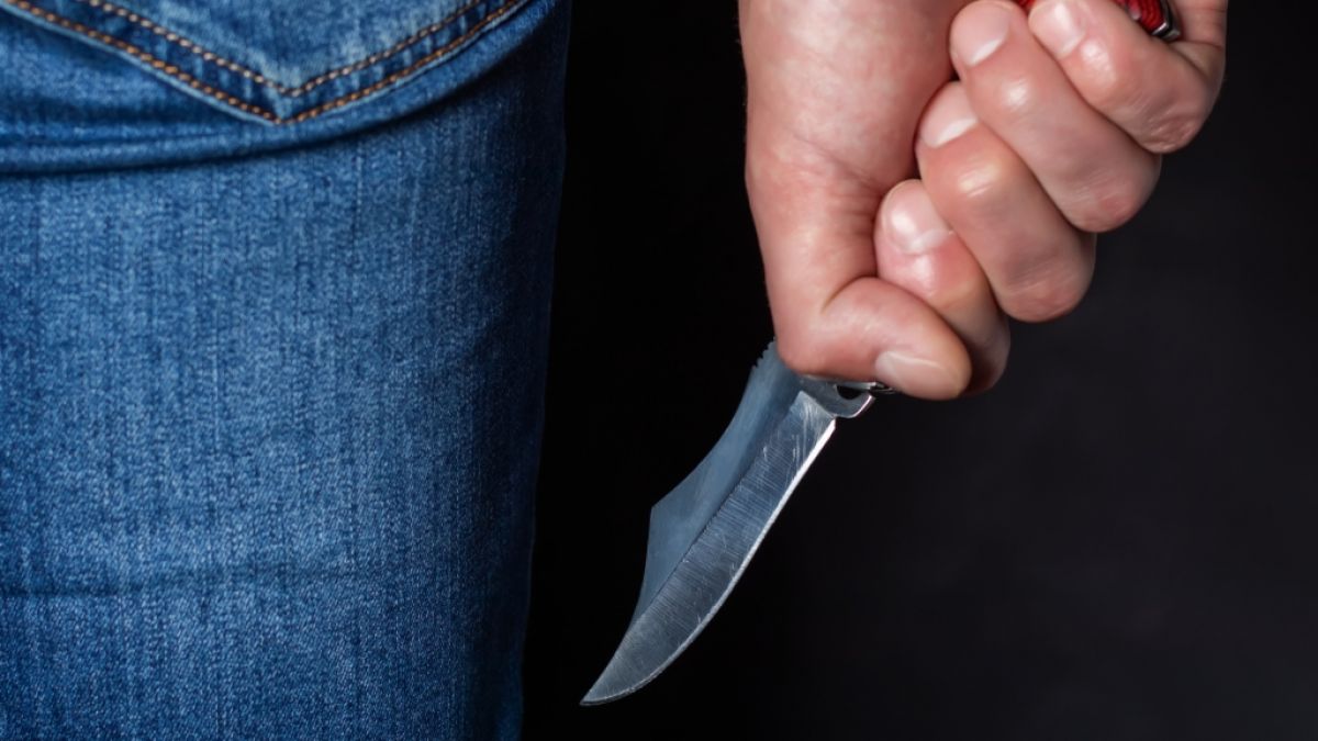 In Südfrankreich soll ein Schüler (16) seine Lehrerin mit einem Messer getötet haben. (Symbolfoto) (Foto)