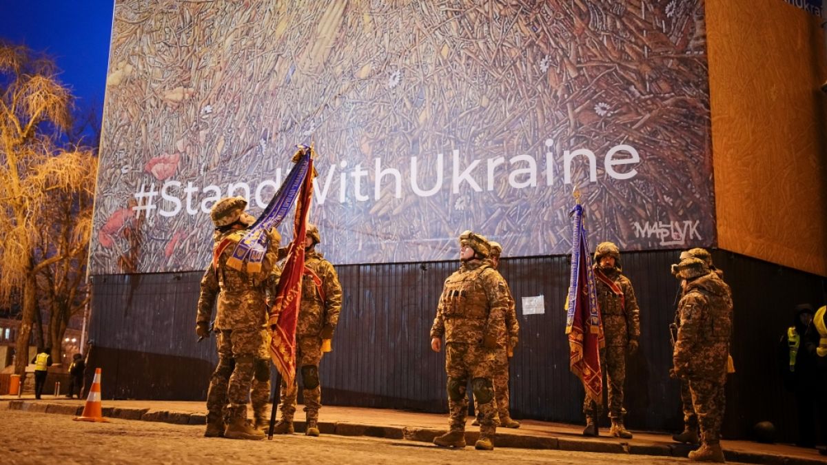 #News zum Ukraine-Krieg an Tag 366: London bietet Kampfjet-Ringtausch mit Nato-Partnern z. Hd. Ukraine an