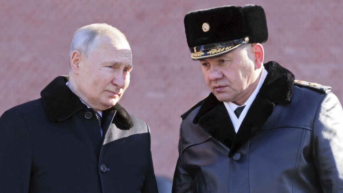 Seit Februar 2022 führt Wladimir Putin (links) Krieg in der Ukraine. (Foto)