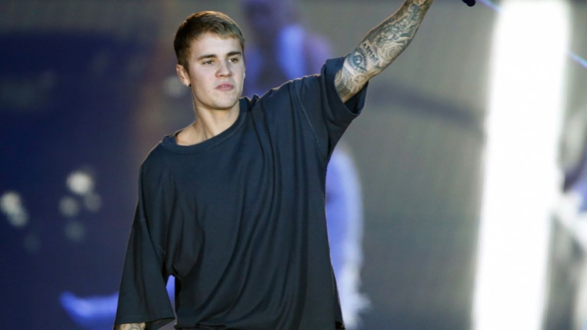 Sänger Justin Bieber sagt seine Welttournee ab und beunruhigt seine Fans mit seiner angeschlagenen Gesundheit. (Foto)