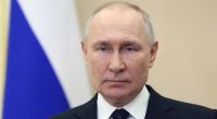 Wladimir Putin wird von einer Rebellengruppe bedroht.