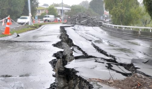 Die zerstörerische Kraft der Natur: Erdbeben hinterlässt Spuren der Verwüstung.