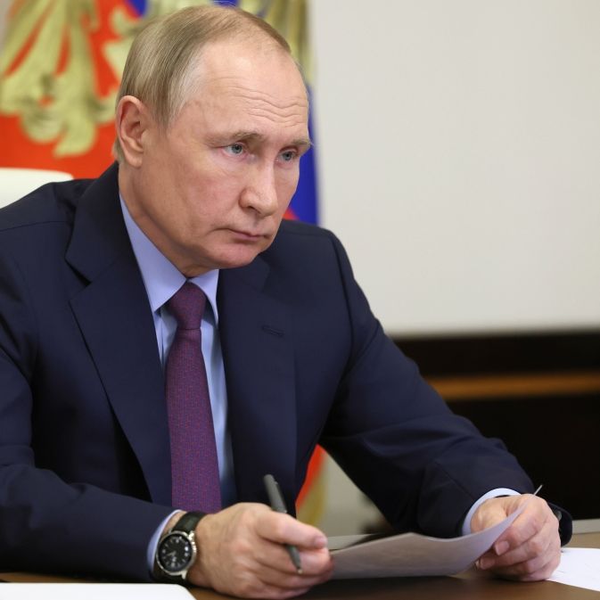 Russland in einem Jahr pleite! Putin-Freund bettelt um Finanzspritze
