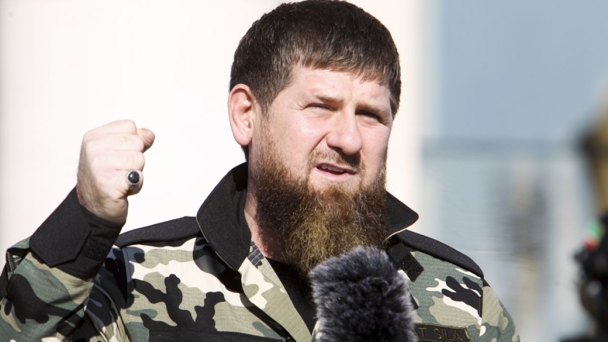 Um Ramsan Kadyrow ranken sich derzeit wilde Gerüchte: Der Tschetschenen-Führer soll angeblich nierenkrank und süchtig nach Aufputschmitteln sein. (Foto)