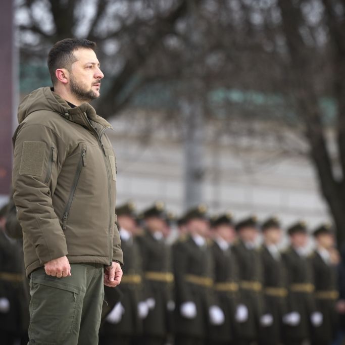 Zoff mit wichtigstem General! Ukraine-Präsident hält an Bachmut fest