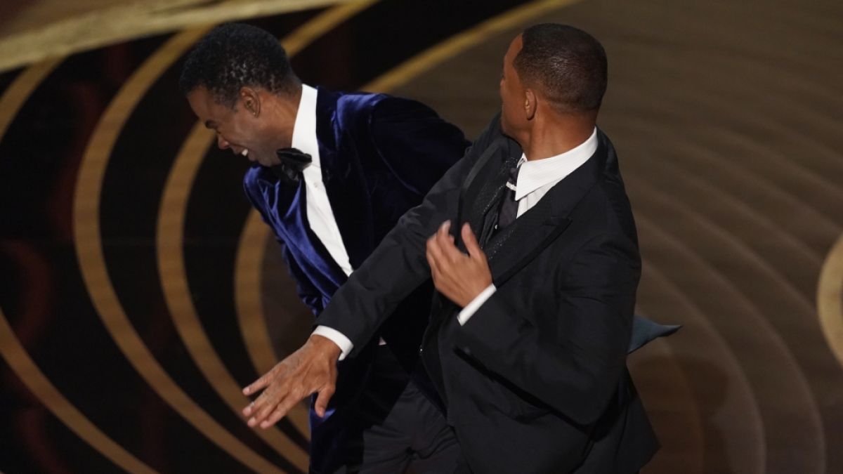 Will Smith sicherte sich mit seiner Ohrfeige gegen Chris Rock einen Platz in der Liste der größten Oscar-Fails. (Foto)