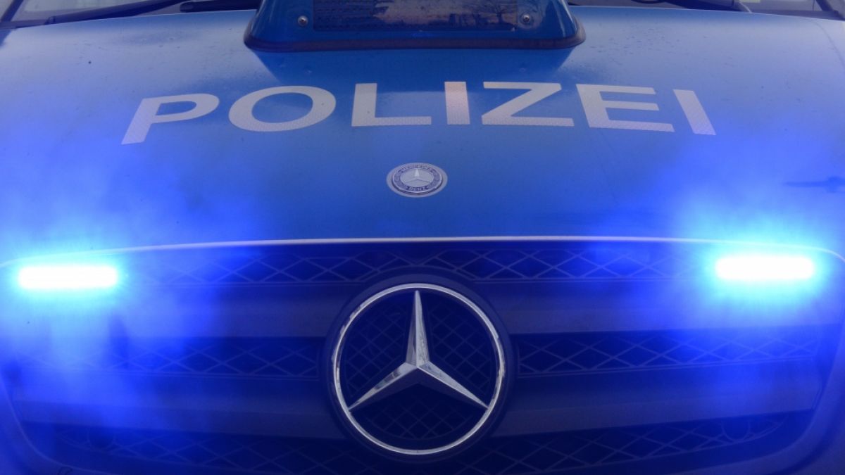 Bei einer Reichsbürger-Razzia in Reutlingen wurde ein Beamter verletzt. (Foto)