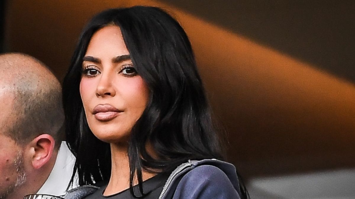 #Kim Kardashian: Nachher Unverblümt-Warnton am Strand blamiert sie sich mörderisch