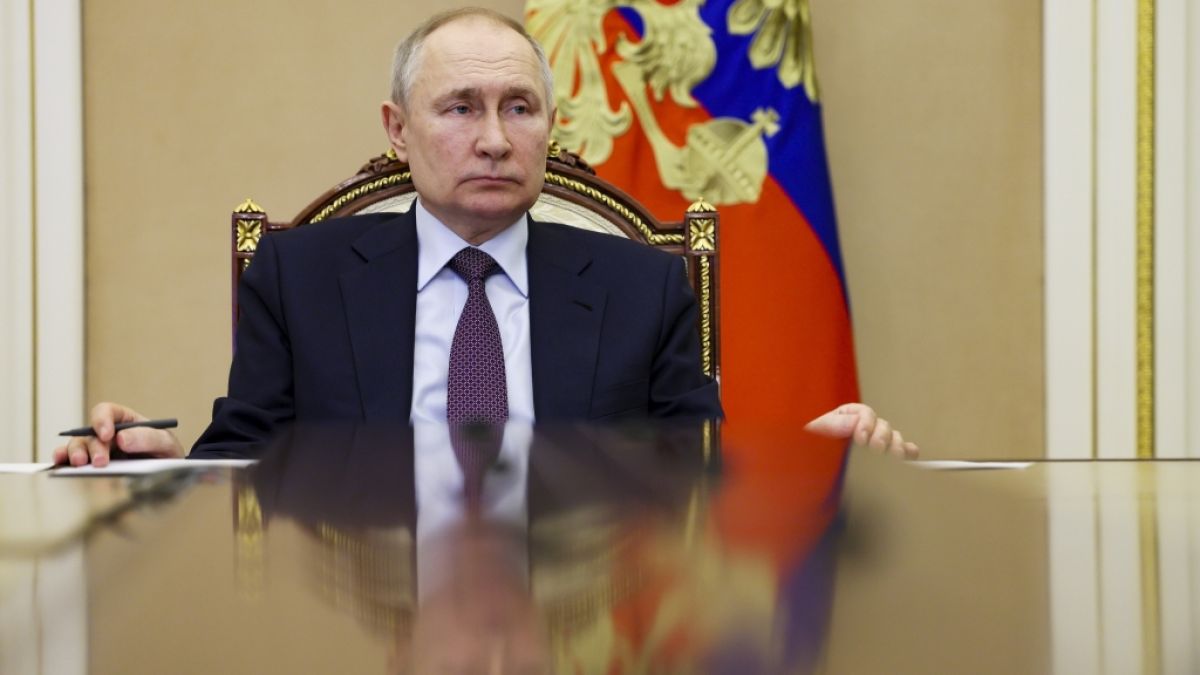 Ein früherer Leibwächter Wladimir Putins hat über die Auswüchse ausgepackt, die die Paranoia des Kreml-Chefs angenommen haben. (Foto)