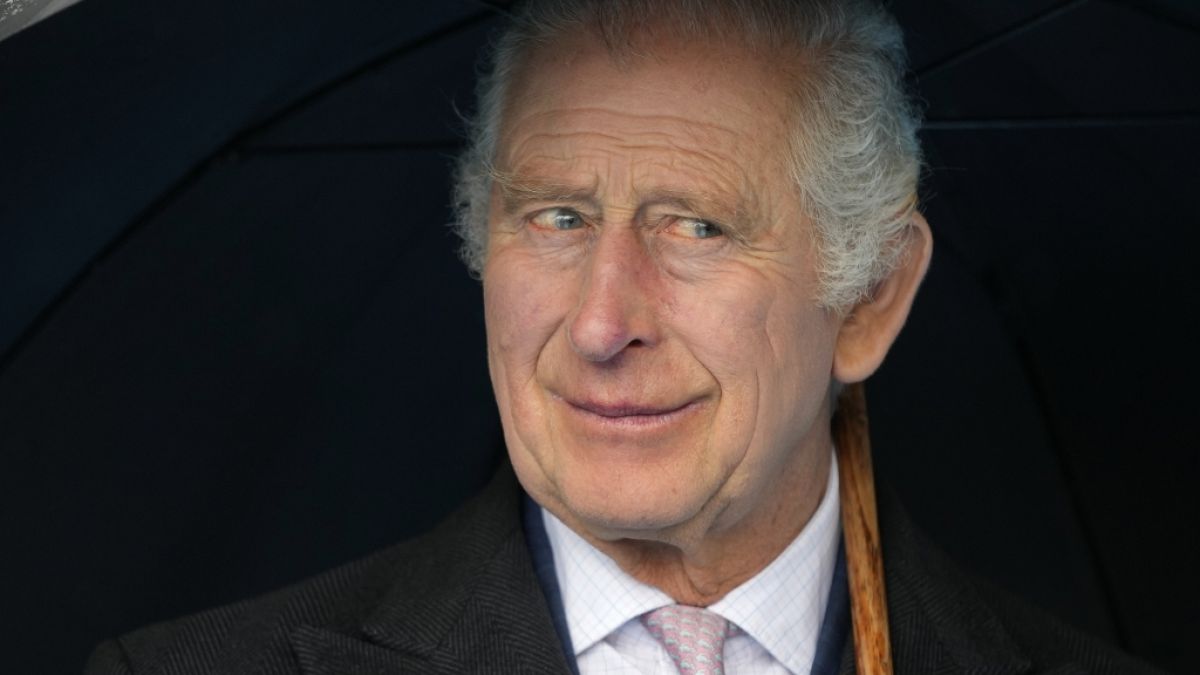 König Charles III. hat gut lachen: Sein Kontostand übersteigt bereits den der verstorbenen Queen Elizabeth II. (Foto)