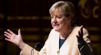 Eine Auszeichnung für die ehemalige Bundeskanzlerin Angela Merkel macht viele Menschen wütend.