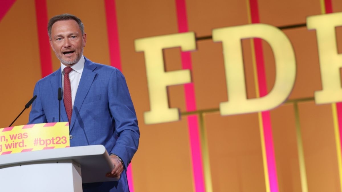 Finanzminister Christian Linder spricht auf dem Bundesparteitag der FDP. (Foto)