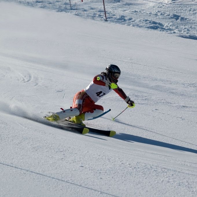 Ski-alpin-Legende stirbt rätselhaften Tod in Gefängniszelle