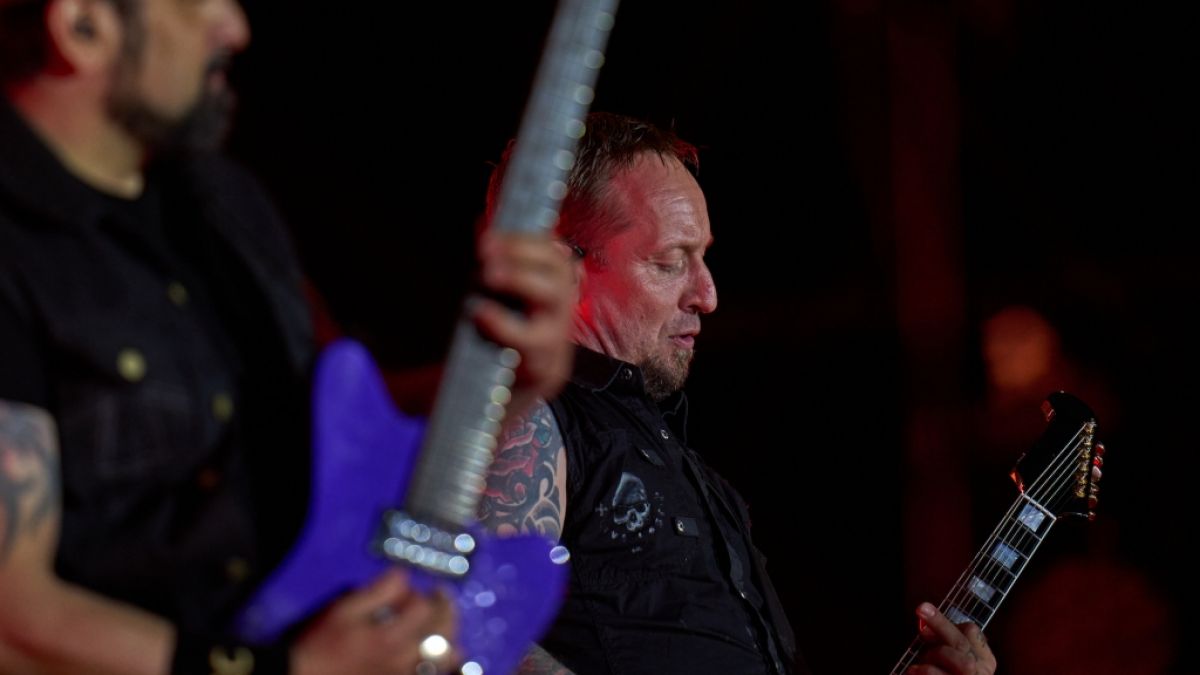 Volbeat performen auf der Bühne. (Foto)