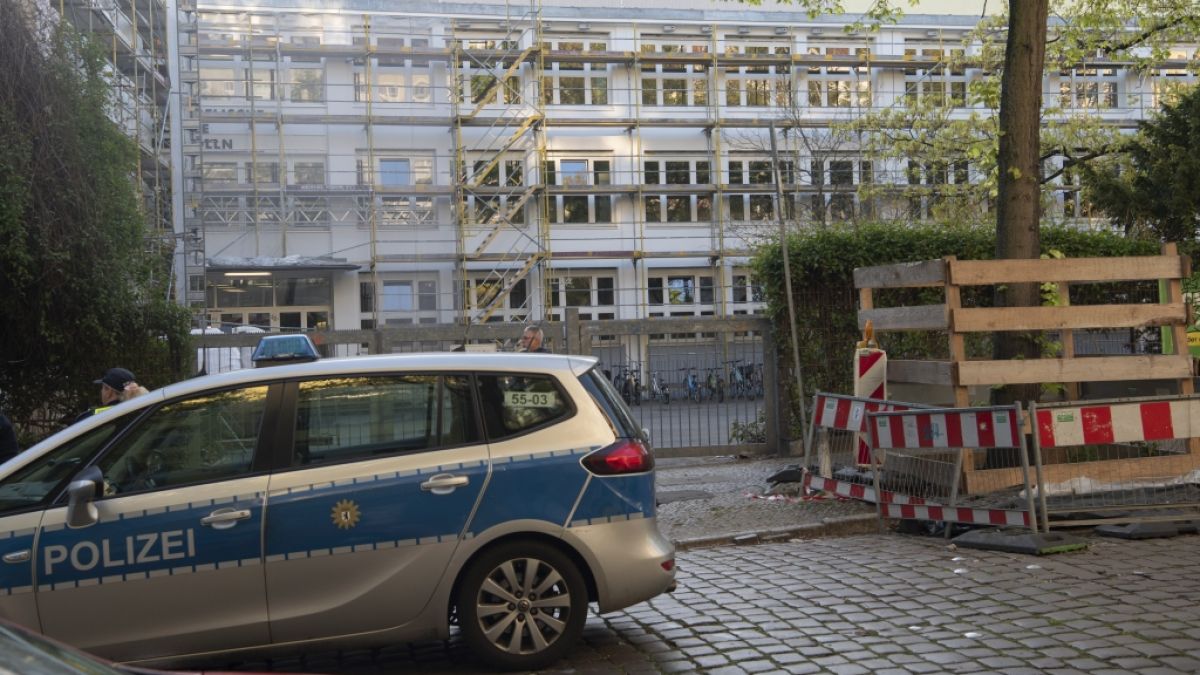 #Messerattacke in Spreeathen-Neukölln: 2 Mädchen (7, 8) in Schulgebäude niedergestochen! Täter soll in Psychiatrie