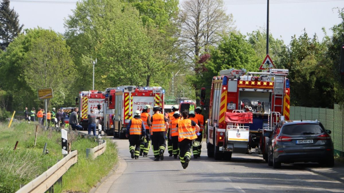 In Hürth bei Köln sind bei einem Zugunglück zwei Menschen ums Leben gekommen. (Foto)