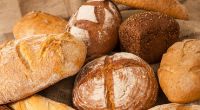 Aktuell werden mehrere Sorten Teff-Brot wegen gesundheitlicher Gefahren beim Verzehr zurückgerufen (Symbolfoto).