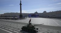 Bei der Militärparade in Moskau fuhr lediglich ein einziger Panzer auf. 