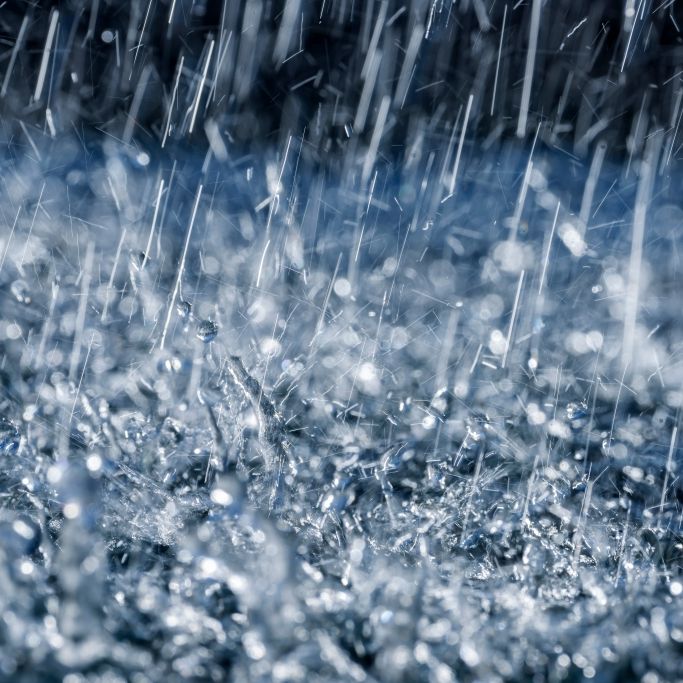 Bis zu 350 Liter Regen pro Quadratmeter! Meteorologen warnen vor 
