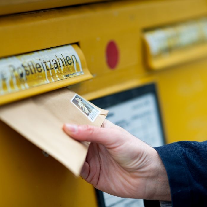 Bereits 2024! Deutsche Post will Gebühren für Briefe schon wieder hochjagen