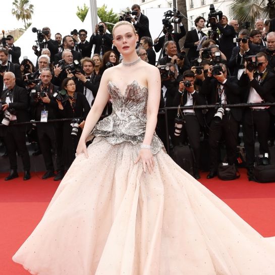 Schauspielerin sorgt in Cannes für Metall-Nippel-Alarm