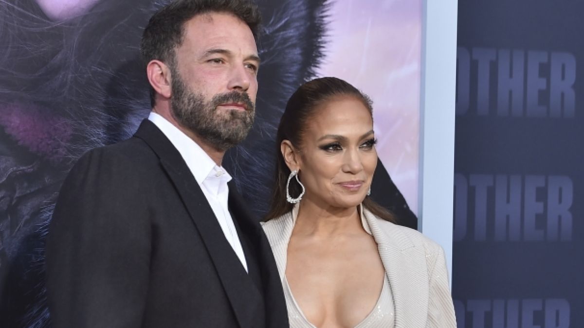 #Jennifer Lopez und Ben Affleck: Bennifer in Beverly Hills erwischt! Heiße Küsse gegen die Ehekrise