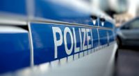 Die Polizei sucht in Brandenburg bislang erfolglos nach zwei vermissten jungen Männern.