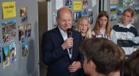 Olaf Scholz sprach mit Schülern im brandenburgischen Kleinmachnow über die Klimaaktivisten der 