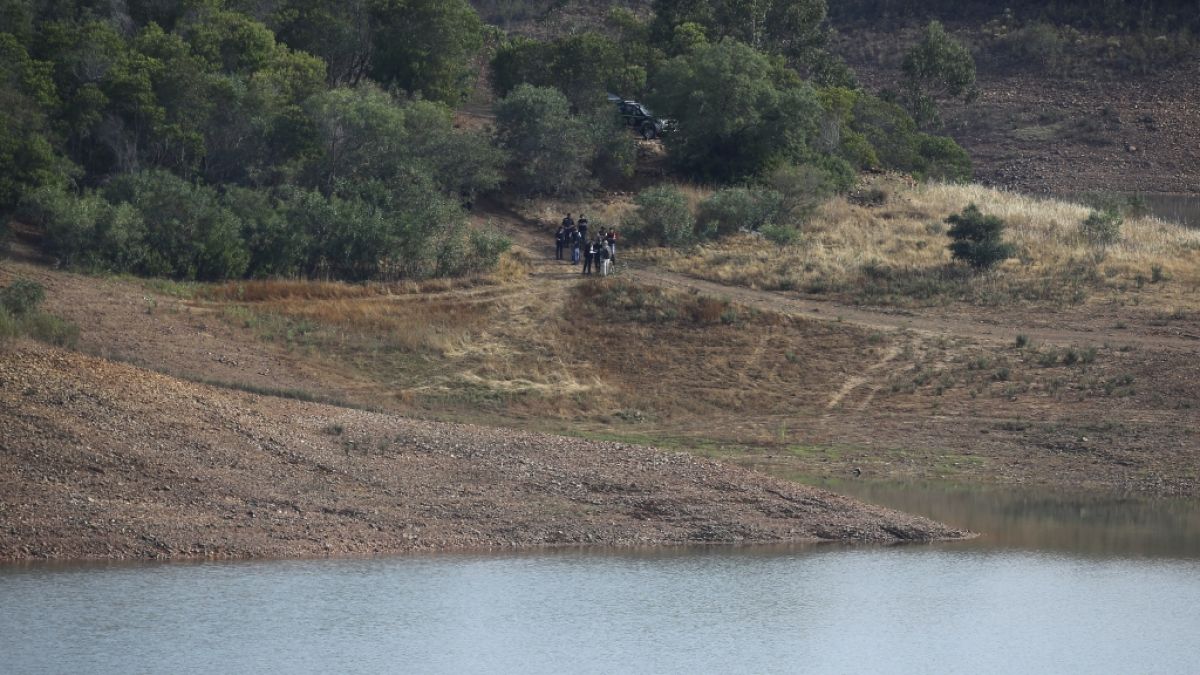 16 Jahre nach dem Verschwinden von Maddie McCann hat die Polizei mit umfangreichen Suchmaßnahmen am Arade-Stausee im Süden von Portugal begonnen. (Foto)