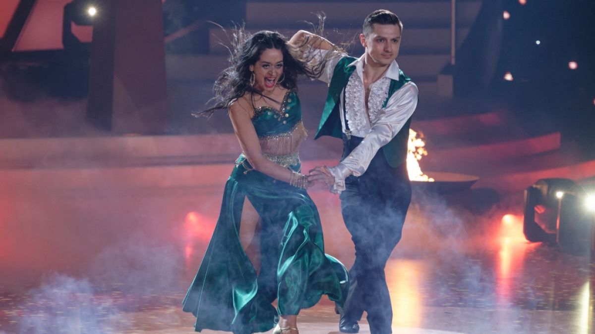 Bei der "Let's Dance"-Profi-Challenge 2023 hatten Malika Dzumaev und Zsolt Sandor Cseke die Nase vorn und holten sich - sehr zur Freude der Fans - den Sieg. (Foto)