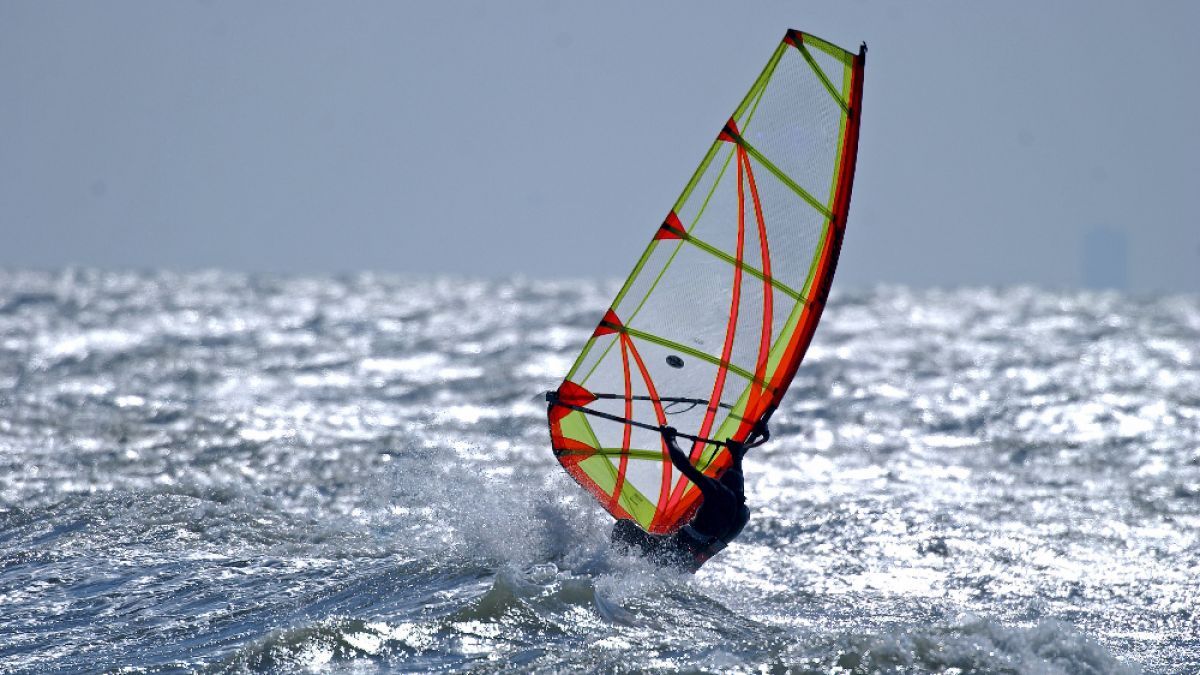 Wind am Meer - der Komplize für Surfer. Wind am Meer - der Komplize für Surfer. (Foto)