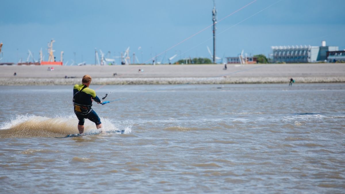 Wind am Meer - der Komplize für Surfer. Wind am Meer - der Komplize für Surfer. (Foto)