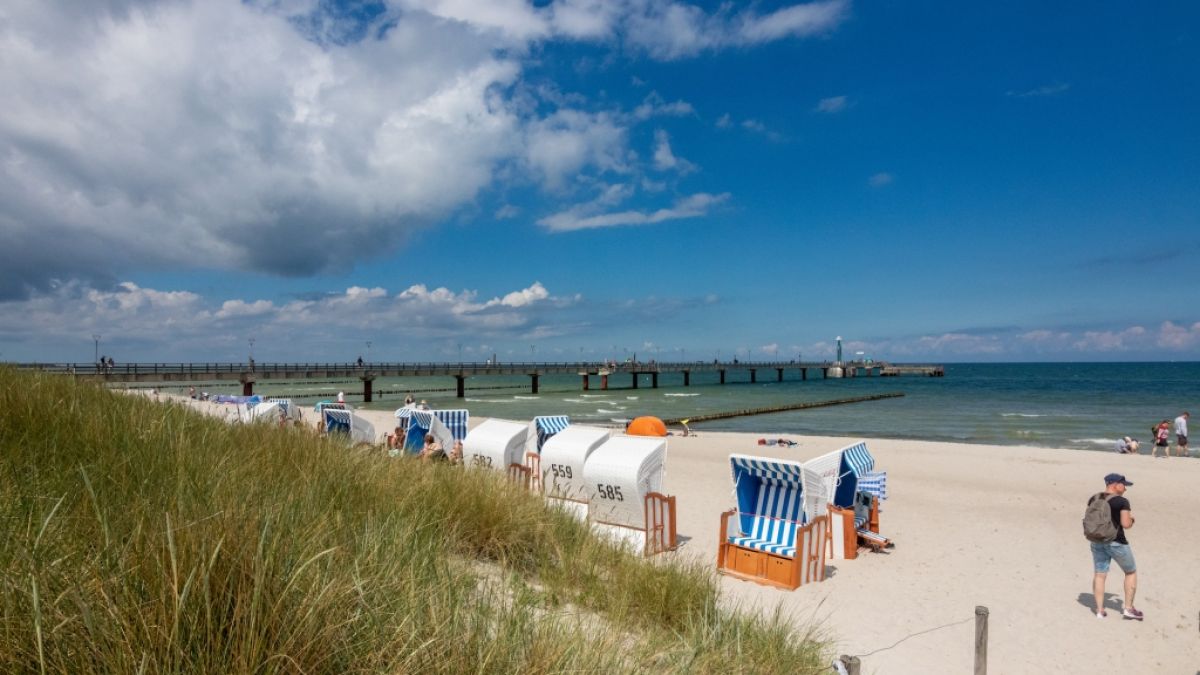Bei sonnigem Wetter fühlt man sich am Strand am wohlsten. Bei sonnigem Wetter fühlt man sich am Strand am wohlsten. (Foto)