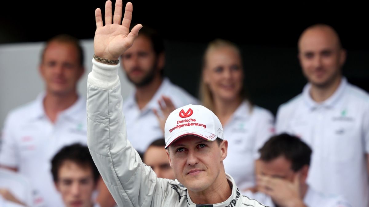 Über den aktuellen Gesundheitszustand von Michael Schumacher ist weiter nichts bekannt. Bei seiner letzten Formel-1-Karrierestation Mercedes soll er sich laut Ex-Weggefährte James Vowles stets rührend ums Team gekümmert haben. (Foto)