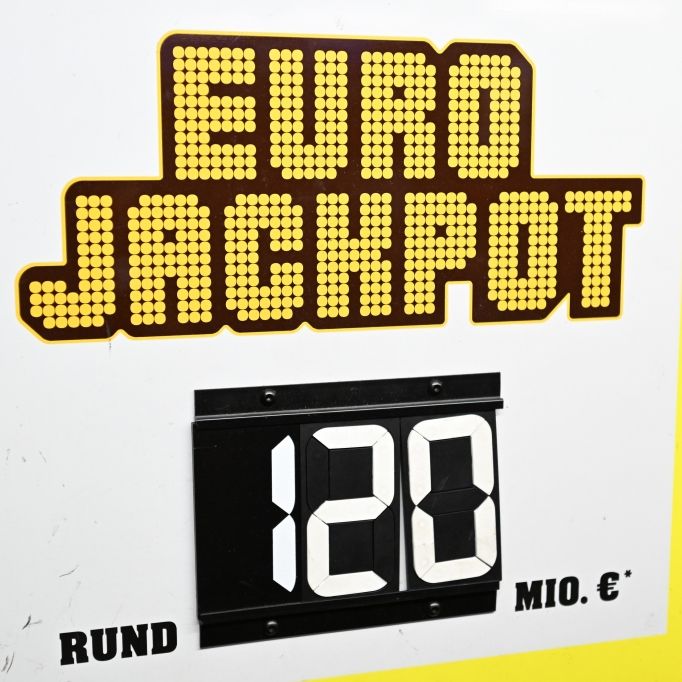 120-Millionen-Euro-Jackpot gehen an deutschen Spieler!