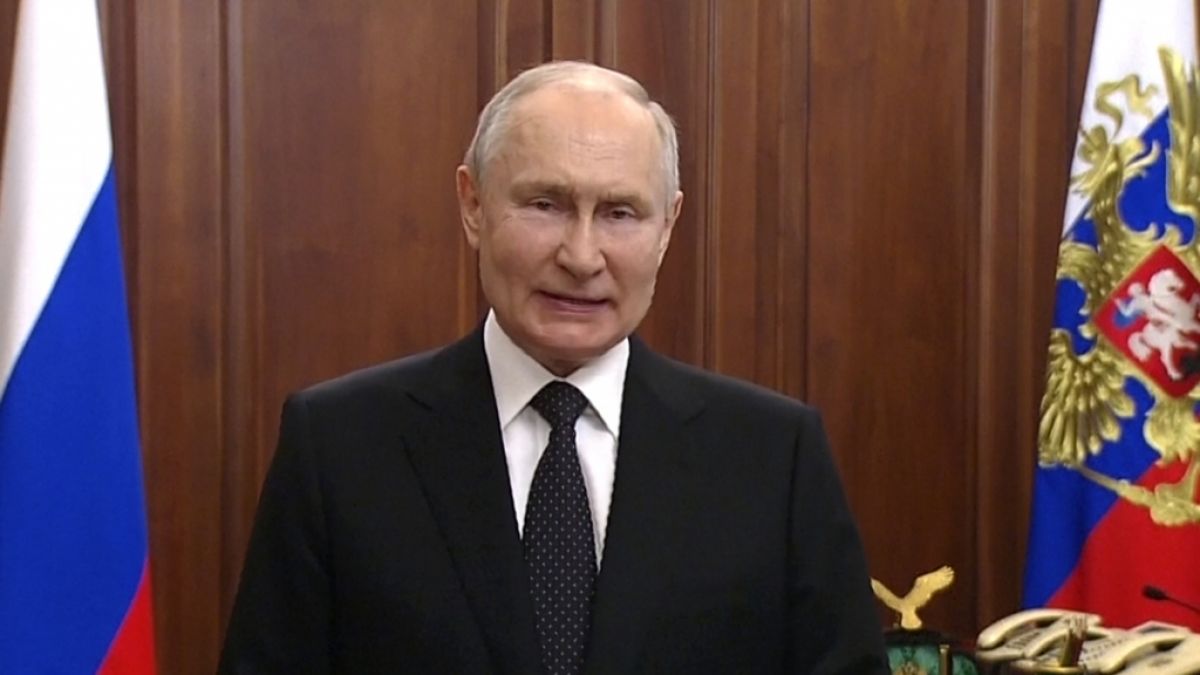 Wladimir Putin droht Wagner-Chef Jewgeni Prigoschin und dessen Unterstützern in einer Rede an die Nation. (Foto)